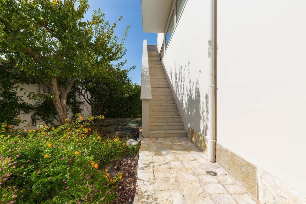 B&B Le Radici Del Salento Luxury Rooms San Pancrazio Salentino Exteriör bild